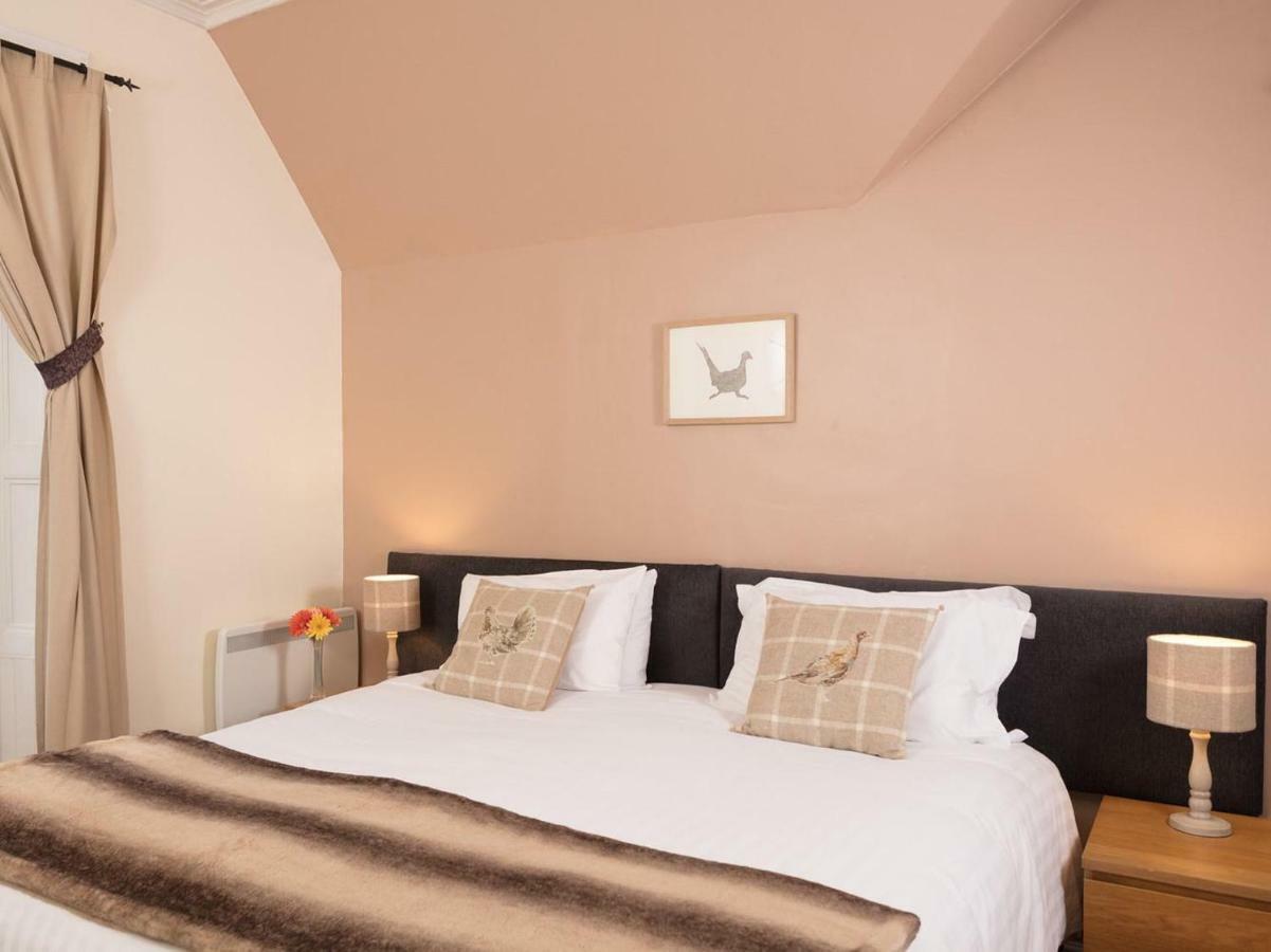 The Gordon Arms Hotel West Linton Exteriér fotografie