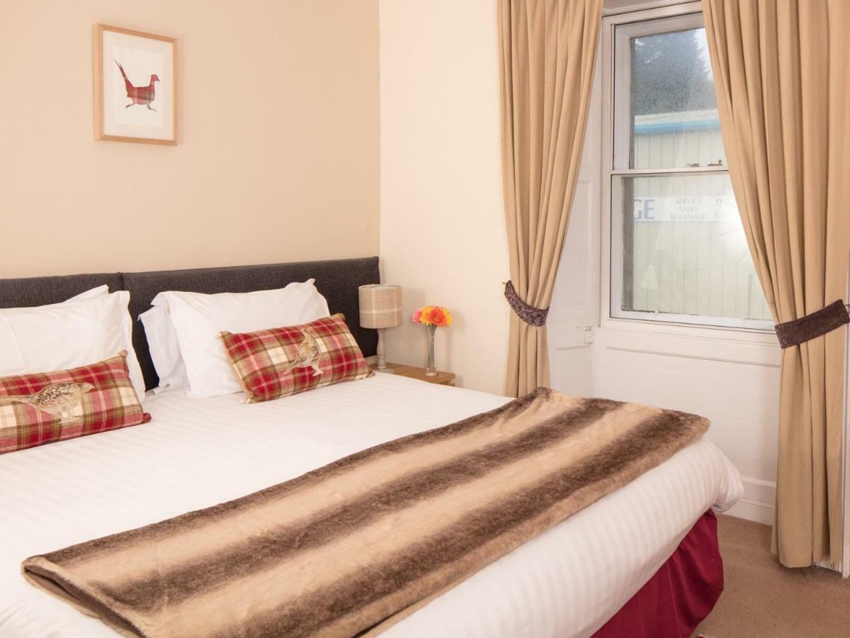 The Gordon Arms Hotel West Linton Exteriér fotografie